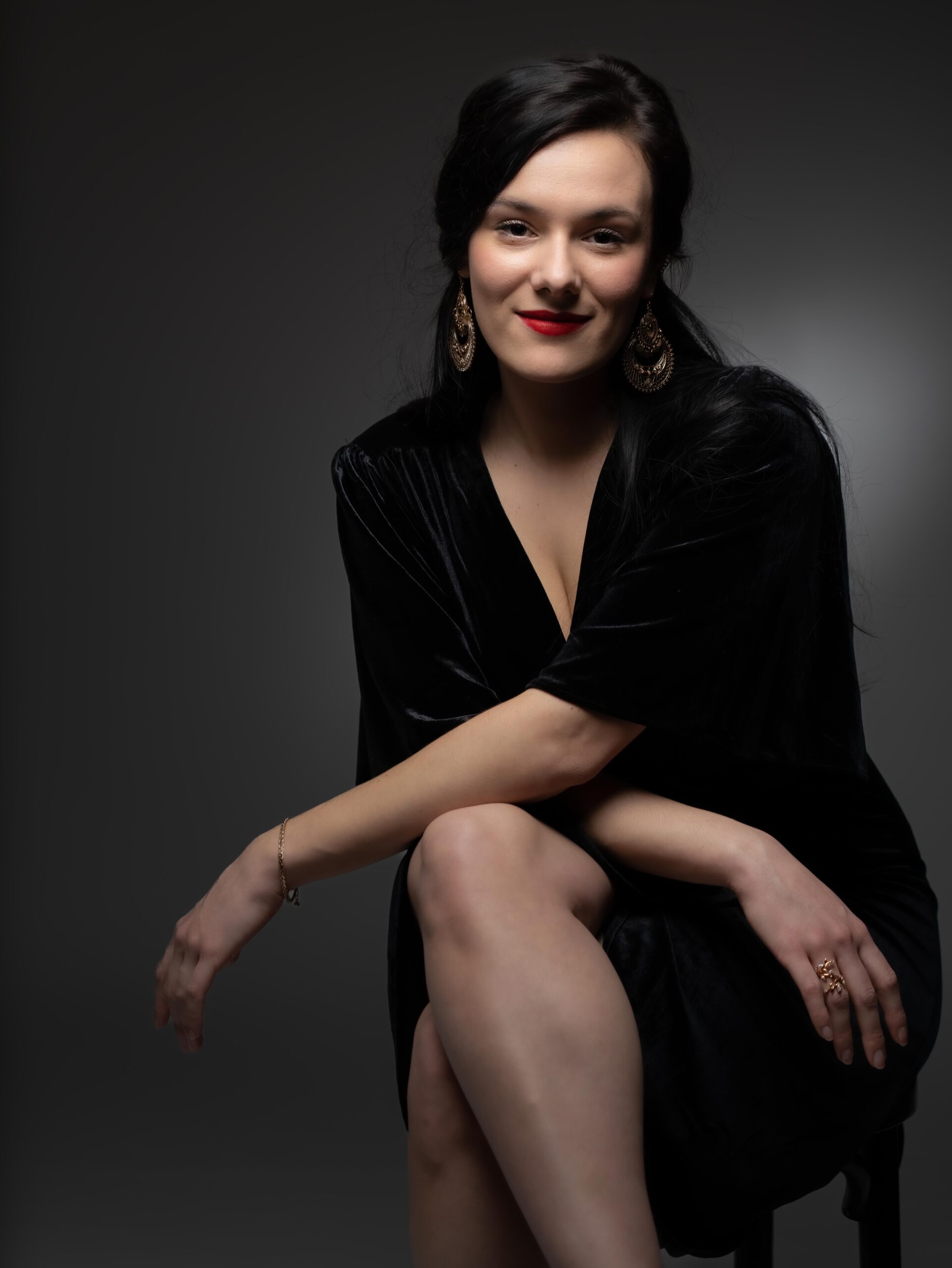 Marie-Sophie Pollak (Shirley Suarez)